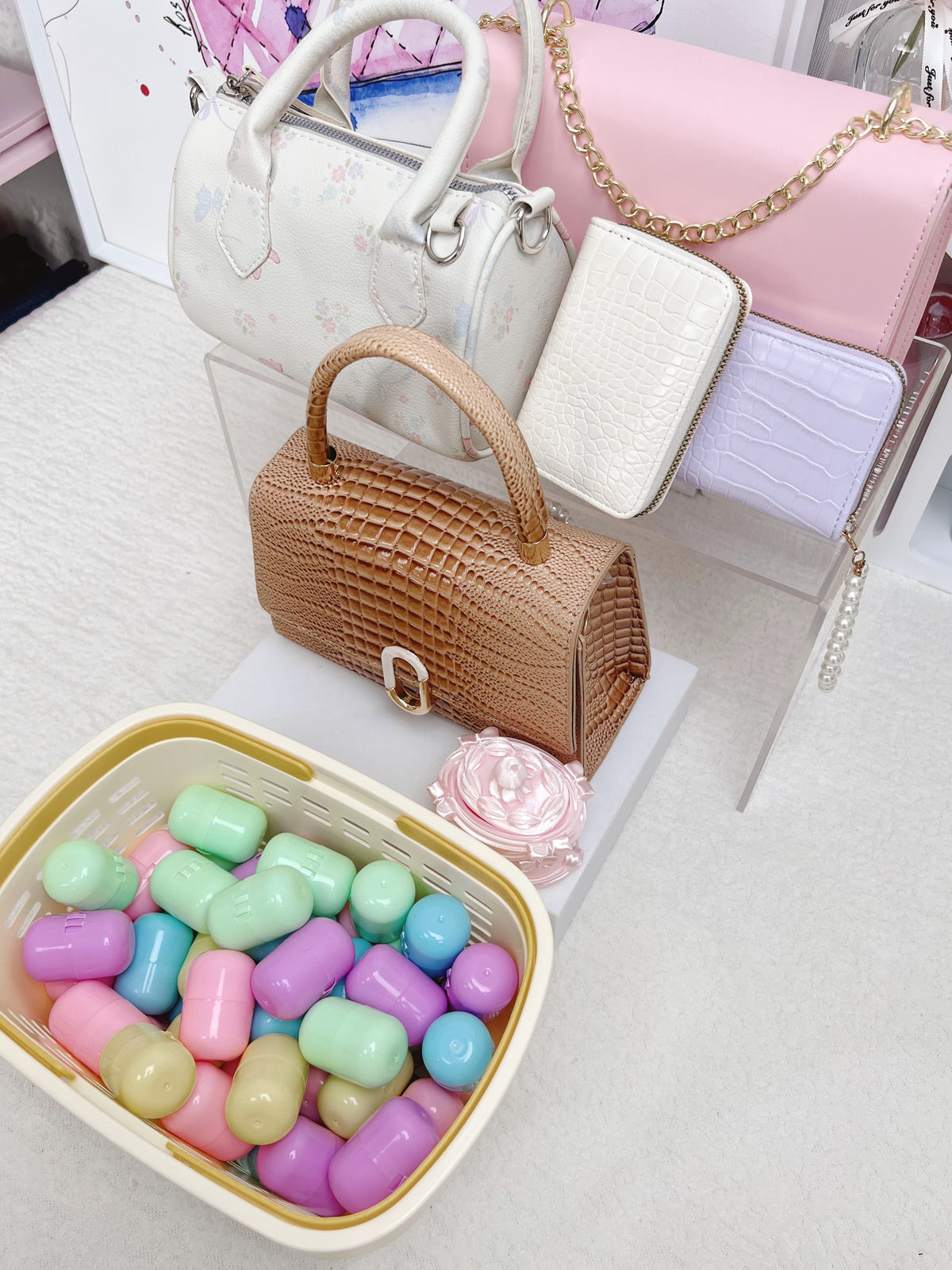 Momo Gift Surprise Capsule Bundle